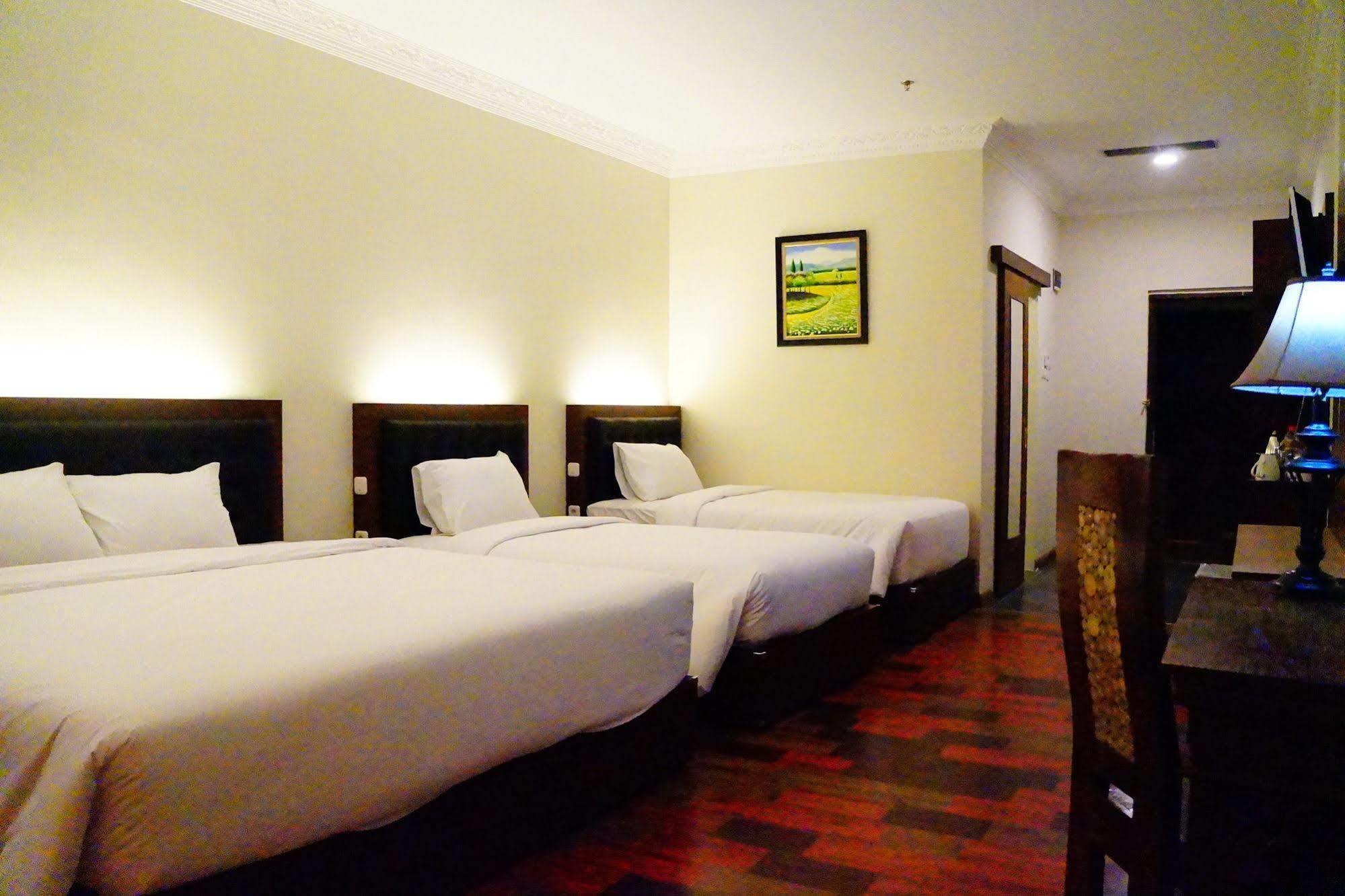 D'Salvatore Boutique Hotel Yogyakarta Maguwo Εξωτερικό φωτογραφία